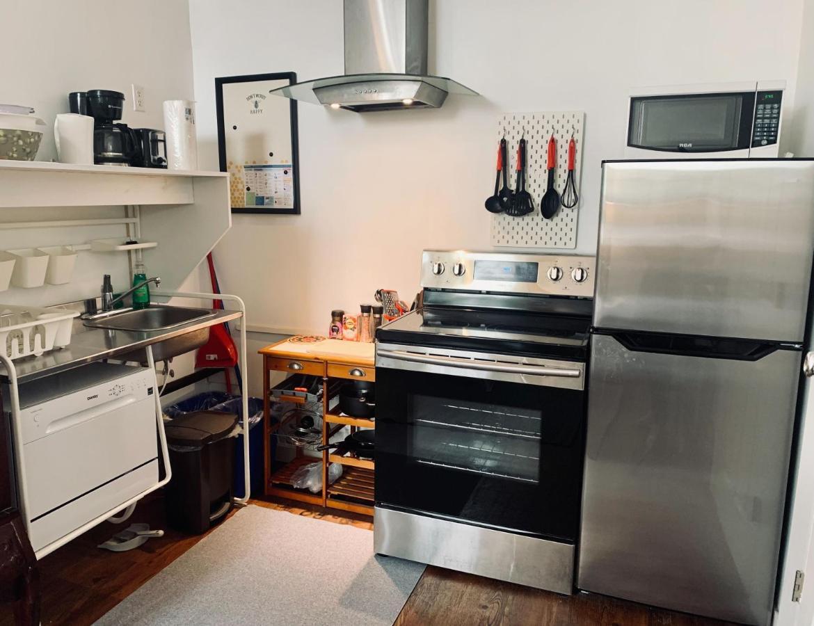 شقة هاليفاكس  في 250 Charming Studio A3, Downtown المظهر الخارجي الصورة